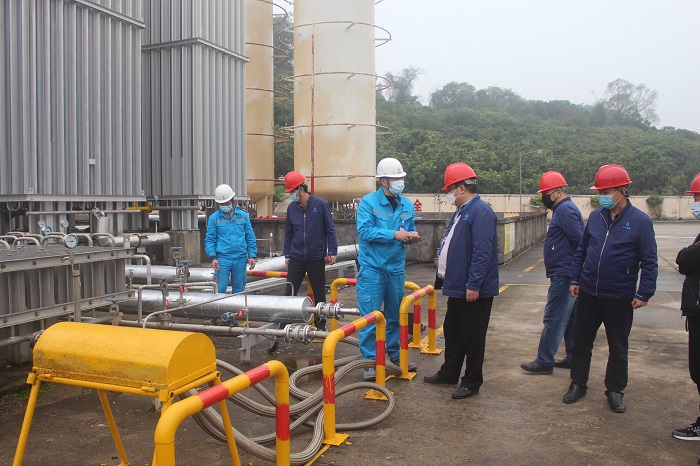 F:\yf\曠遠人官網oa推文及圖片‚3\01\選 F:\yf\曠遠人官網oa推文及圖片‚3\01\選